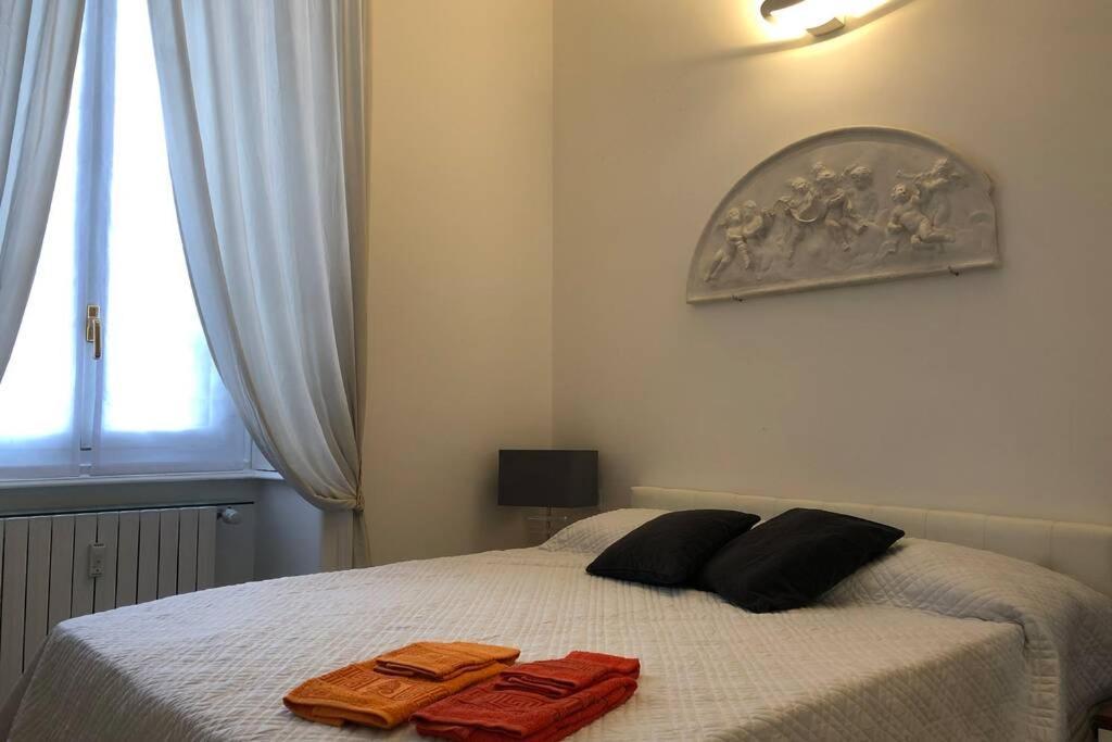 Casa Alberto Da Giussano, Elegante Bilocale In Centro Con Balcone Sul Parco Милан Экстерьер фото